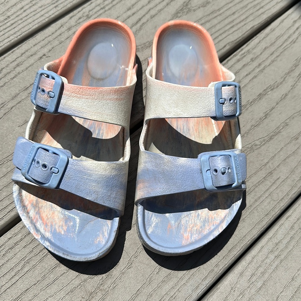 Birkenstock girls water shoe sz 32 (1.0-1.5)